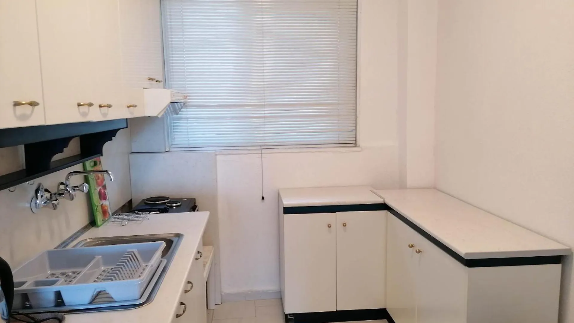 Apartments Julija Γερακινή
